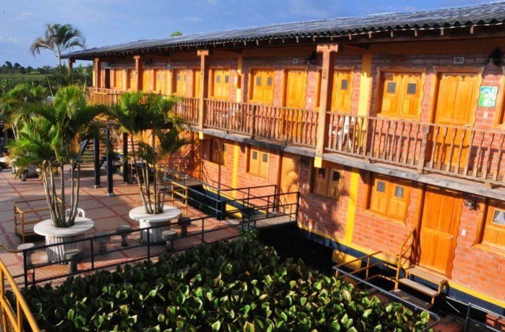 Hotel Campestre Las Bailarinas Armenia  Eksteriør bilde